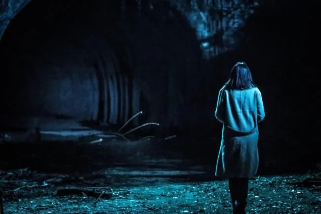 Recensione film Deadly village - Mangiato con la popolarità del villaggio infestato