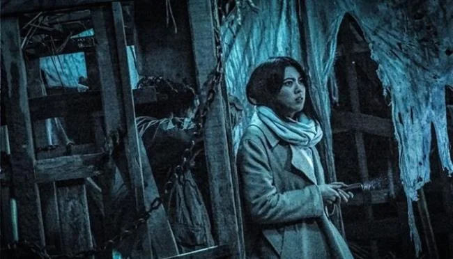 Recensione film Deadly village - Mangiato con la popolarità del villaggio infestato