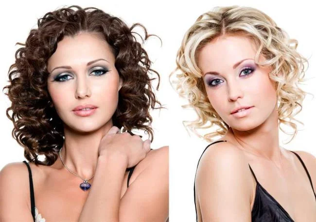 Rambut pendek kerinting: potongan terbaik untuk gaya yang mudah