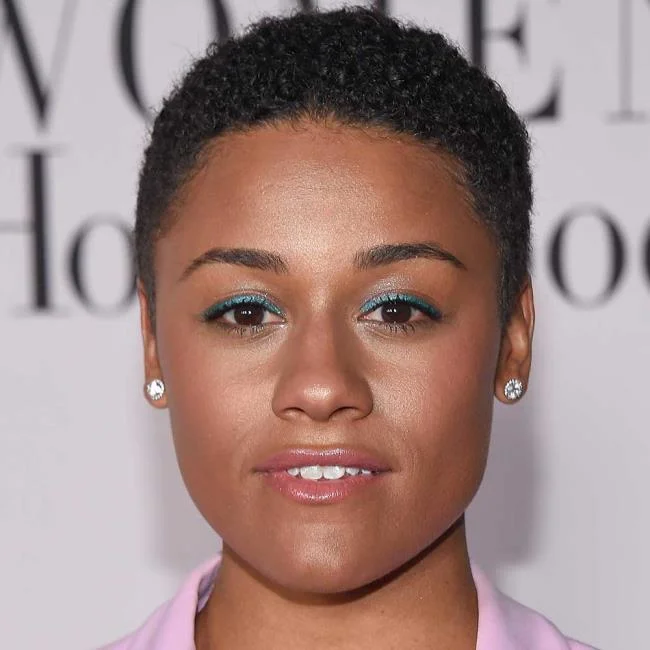 Potongan rambut yang sangat pendek: 150 gambar dan idea