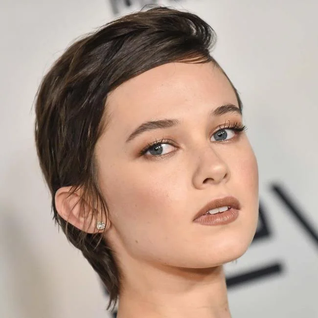 Potongan rambut yang sangat pendek: 150 gambar dan idea