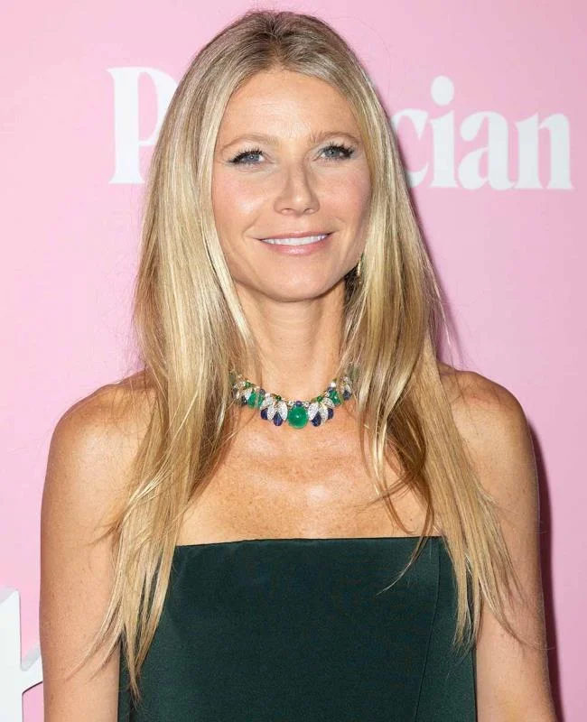 Potongan rambut pendek, sederhana dan panjang 2020: trend dalam 180 gambar