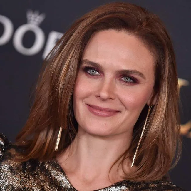 Potongan rambut pendek, sederhana dan panjang 2020: trend dalam 180 gambar