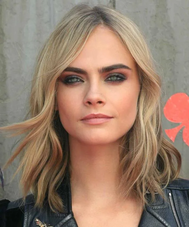 Bergelombang bob: bagaimana melakukannya dan 100 foto untuk memberi inspirasi kepada anda