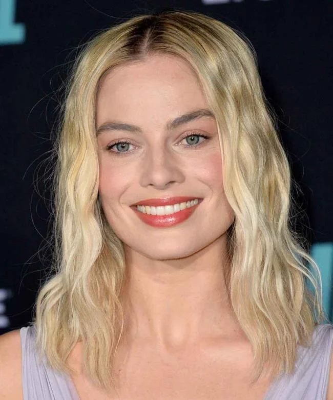 Bergelombang bob: bagaimana melakukannya dan 100 foto untuk memberi inspirasi kepada anda