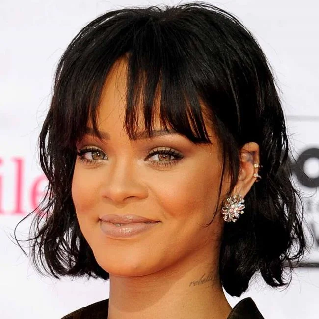 Bergelombang bob: bagaimana melakukannya dan 100 foto untuk memberi inspirasi kepada anda