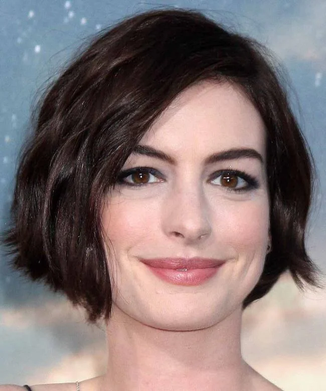 Bergelombang bob: bagaimana melakukannya dan 100 foto untuk memberi inspirasi kepada anda