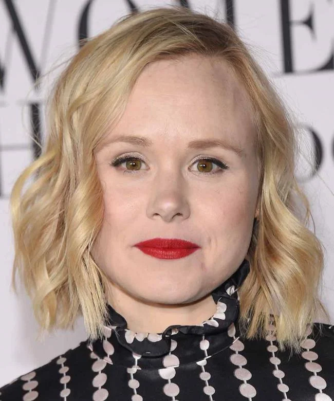 Bergelombang bob: bagaimana melakukannya dan 100 foto untuk memberi inspirasi kepada anda