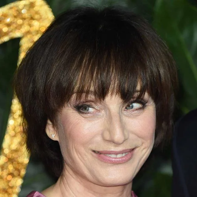 50以上および60以上のヘアカット：100の画像とアイデア