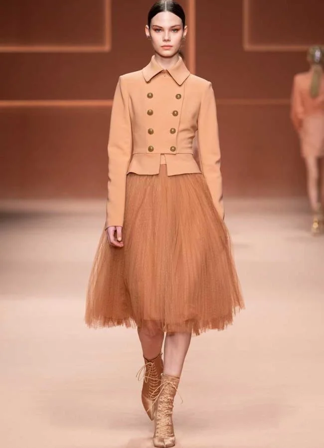 Elisabetta Franchi ฤดูใบไม้ร่วงฤดูหนาว 2020 2021: แคตตาล็อกทั้งหมด