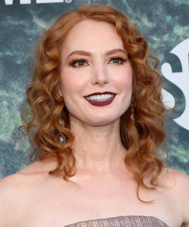 Potongan Lob atau Long Bob: bagaimana ia dilakukan dan siapa yang baik untuknya