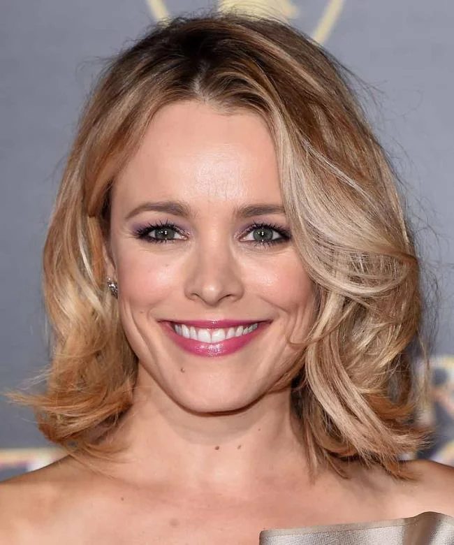 Potongan Lob atau Long Bob: bagaimana ia dilakukan dan siapa yang baik untuknya