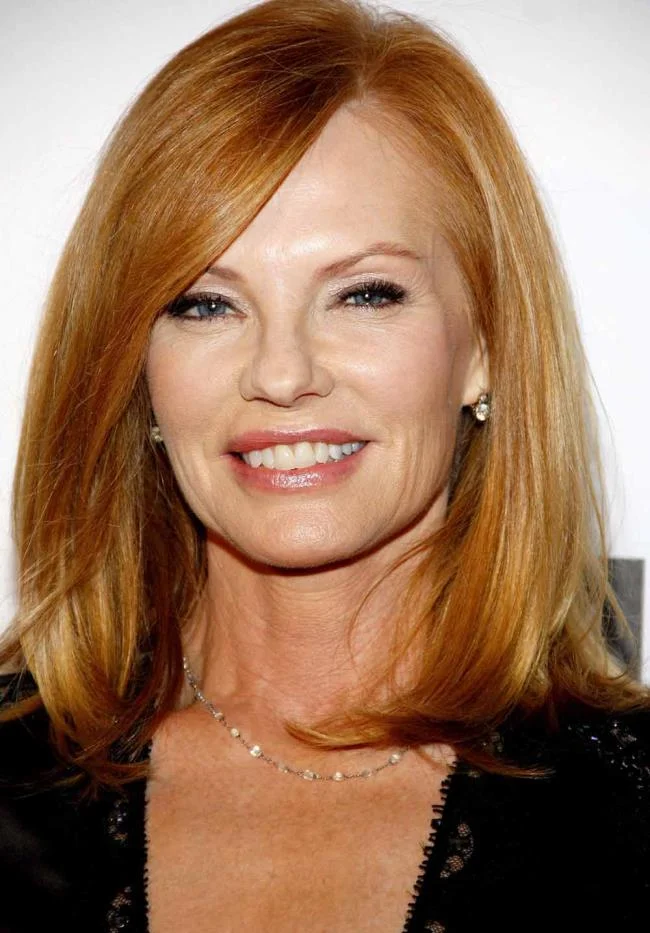 Potongan Lob atau Long Bob: bagaimana ia dilakukan dan siapa yang baik untuknya