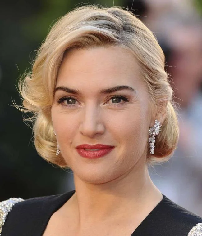 Potongan Lob atau Long Bob: bagaimana ia dilakukan dan siapa yang baik untuknya