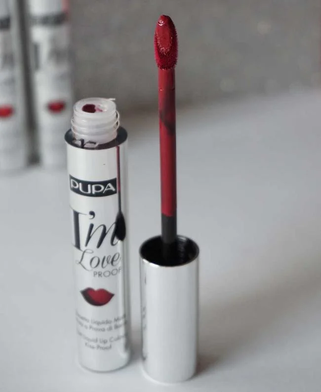 Pupa I'm Loveproof Liquid Lipsticks: บทวิจารณ์และภาพถ่าย