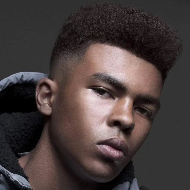 Potongan rambut lelaki musim sejuk 2020: semua trend