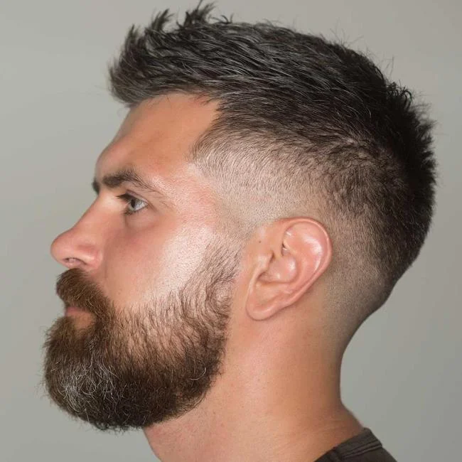 Potongan rambut lelaki musim sejuk 2020: semua trend