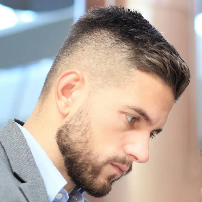 Potongan rambut lelaki musim sejuk 2020: semua trend