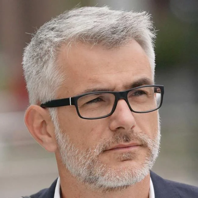 Potongan rambut lelaki musim sejuk 2020: semua trend