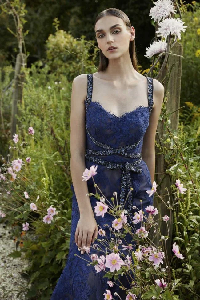 Pakaian rasmi Marchesa dan Marchesa Notte 2020: Koleksi foto