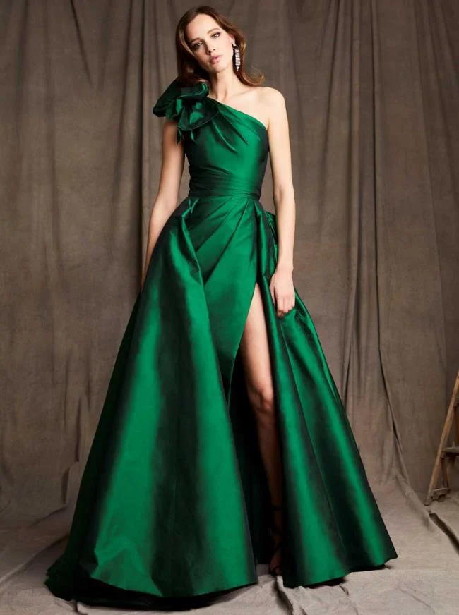 Pakaian rasmi Zuhair Murad 2020: Koleksi Foto