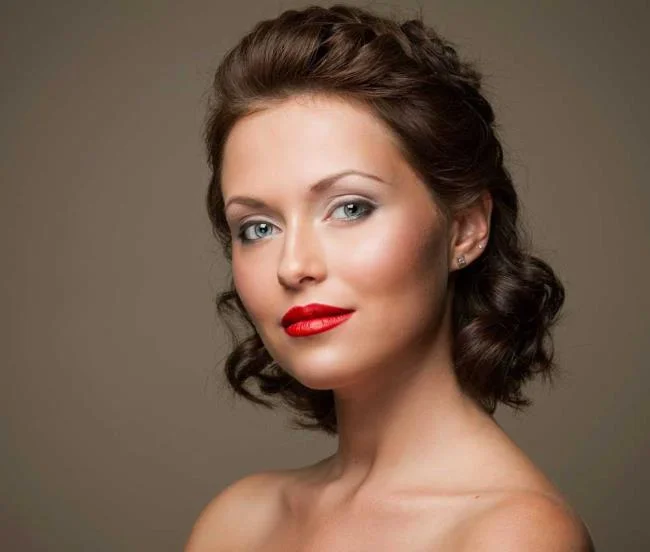 Gaya rambut rambut pendek dan sederhana 2020: 150 idea indah!