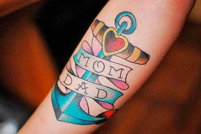 MASIH tatu: sejarah, makna dan 200 foto untuk memberi inspirasi kepada anda