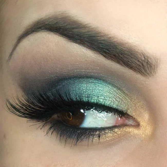 ダウン、悲しい、垂れ下がった目を作る方法