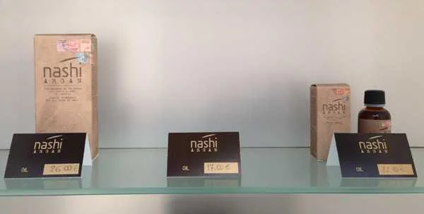 Miękkie i jedwabiste włosy z Nashi Argan