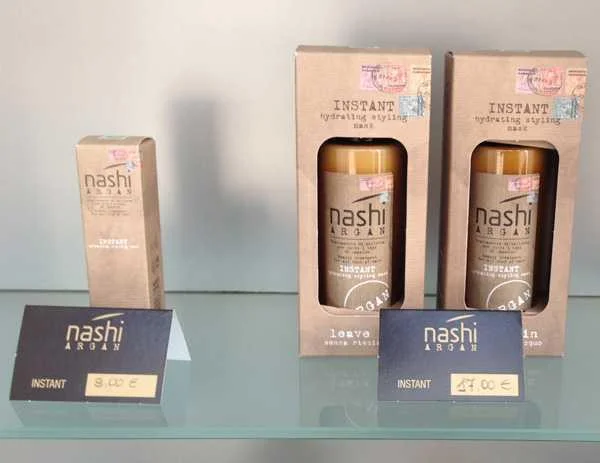Miękkie i jedwabiste włosy z Nashi Argan