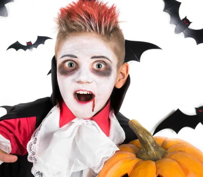 ハロウィーンキッズメイク2020：100の美しいアイデアと写真！
