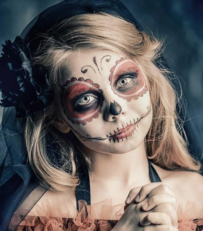 ハロウィーンキッズメイク2020：100の美しいアイデアと写真！