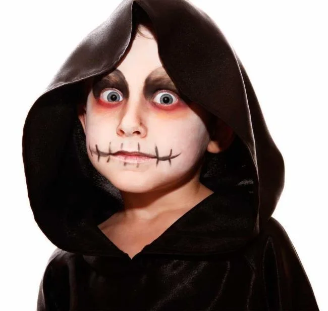 ハロウィーンキッズメイク2020：100の美しいアイデアと写真！