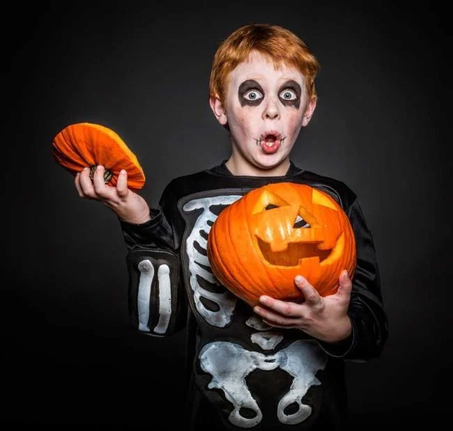 ハロウィーンキッズメイク2020：100の美しいアイデアと写真！