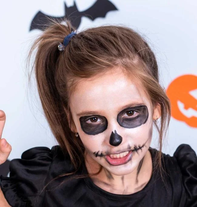 ハロウィーンキッズメイク2020：100の美しいアイデアと写真！