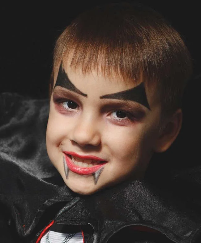 ハロウィーンキッズメイク2020：100の美しいアイデアと写真！