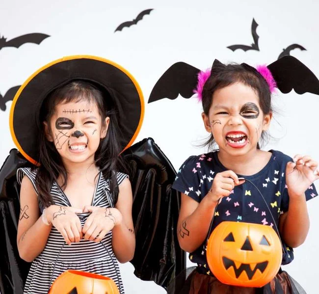 ハロウィーンキッズメイク2020：100の美しいアイデアと写真！