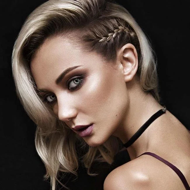 Gaya rambut dengan jalinan 2020: 150 idea dan tutorial yang indah