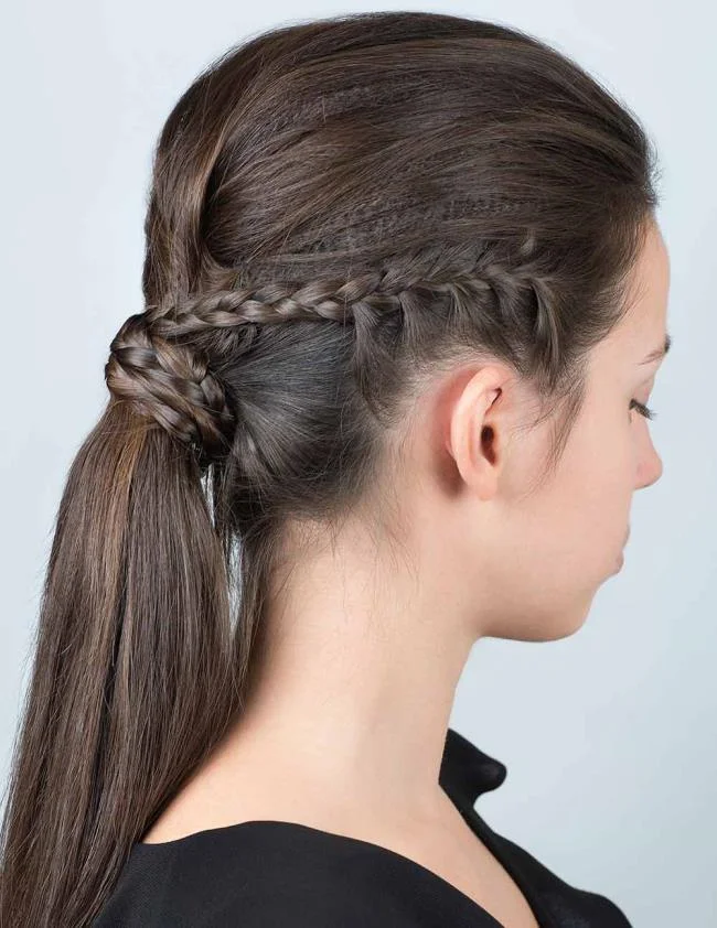 Gaya rambut dengan jalinan 2020: 150 idea dan tutorial yang indah