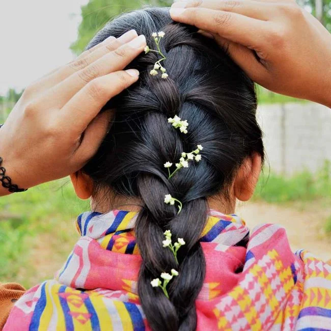 Gaya rambut dengan jalinan 2020: 150 idea dan tutorial yang indah