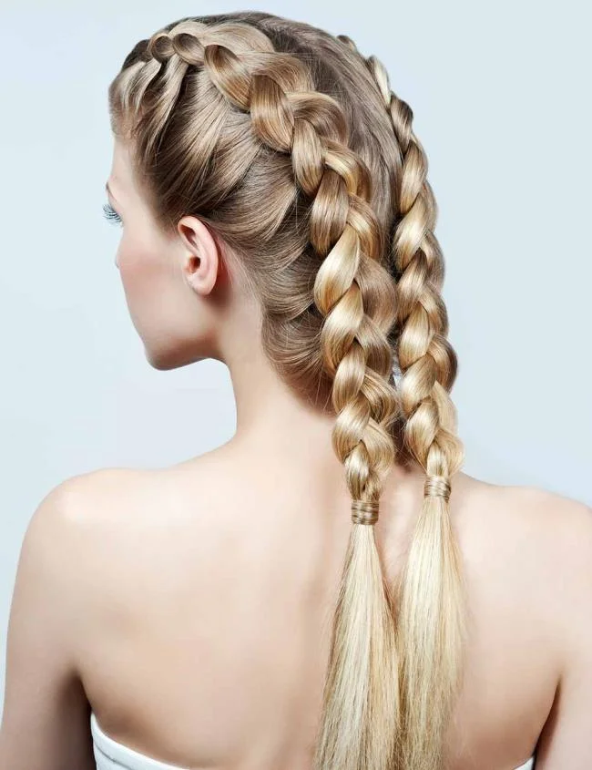 Gaya rambut dengan jalinan 2020: 150 idea dan tutorial yang indah