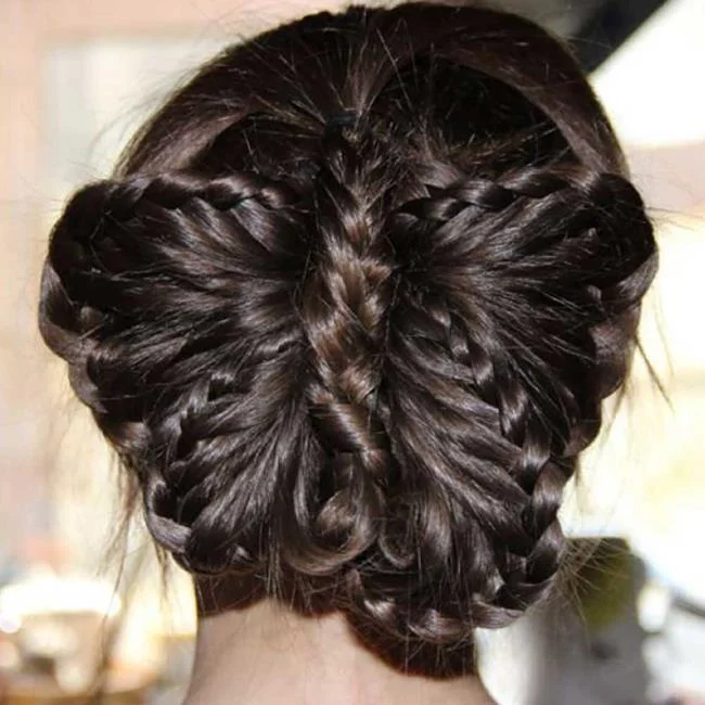 Gaya rambut dengan jalinan 2020: 150 idea dan tutorial yang indah