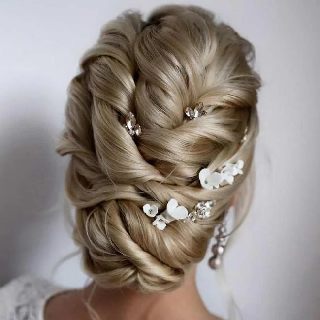 Gaya rambut perkahwinan untuk tetamu: 100 yang paling indah!