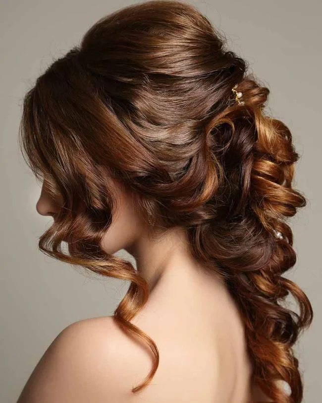 Gaya rambut perkahwinan untuk tetamu: 100 yang paling indah!