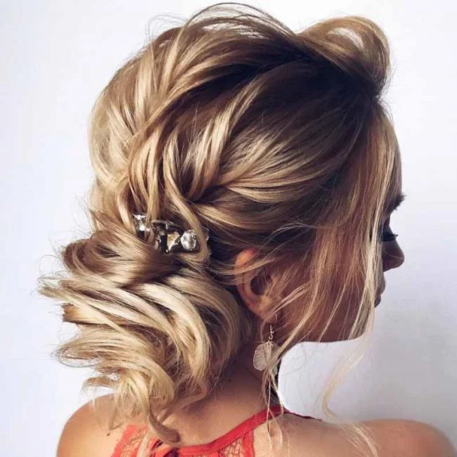 Gaya rambut perkahwinan untuk tetamu: 100 yang paling indah!