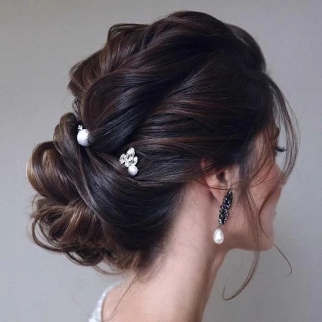 Gaya rambut perkahwinan untuk tetamu: 100 yang paling indah!