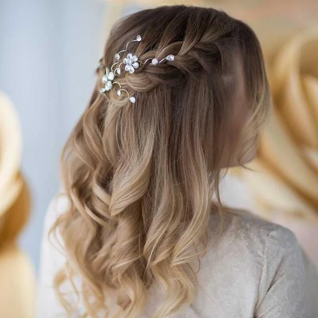 Gaya rambut perkahwinan untuk tetamu: 100 yang paling indah!