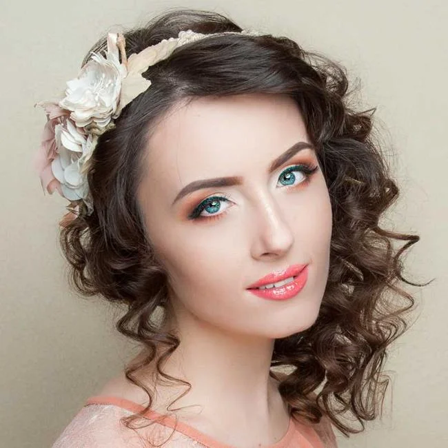 Gaya rambut perkahwinan untuk tetamu: 100 yang paling indah!