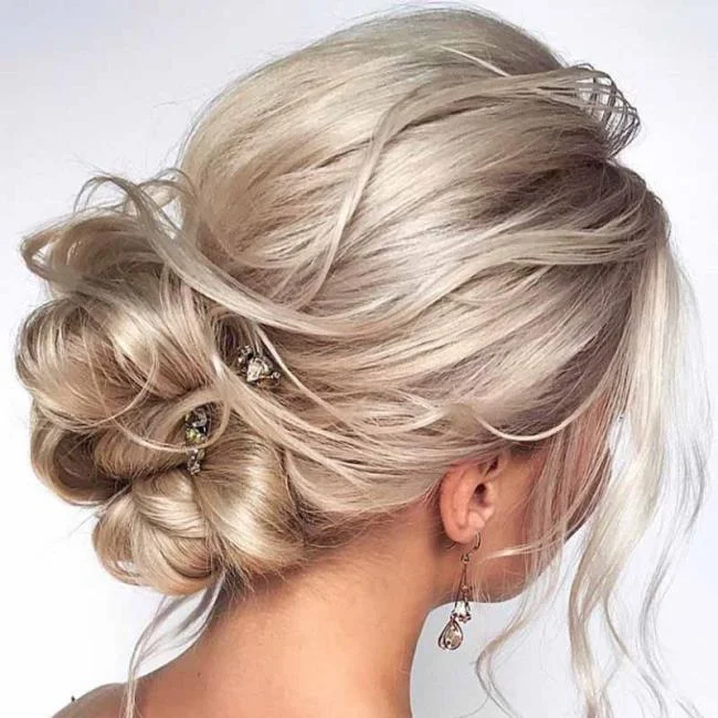 Gaya rambut perkahwinan untuk tetamu: 100 yang paling indah!