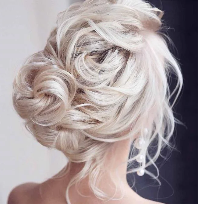 Gaya rambut kerinting: 130 idea sederhana dan cantik